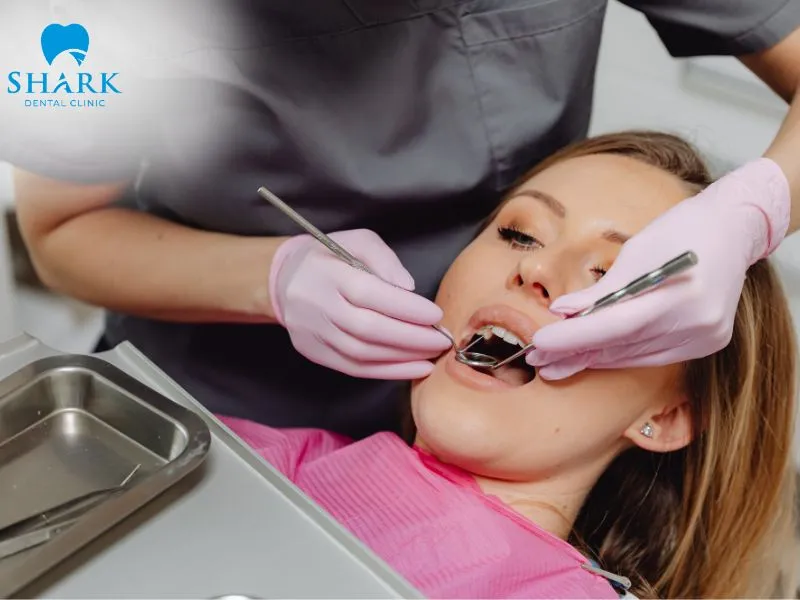 Composite bonding has a simpler procedure and requires less treatment time than porcelain crown placement