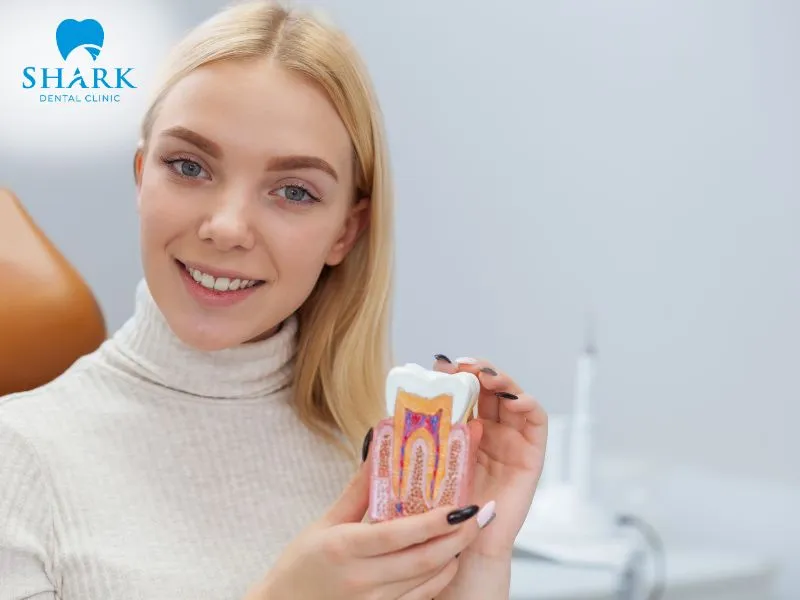 After seven days, the discomfort associated with porcelain veneer placement should gradually disappear