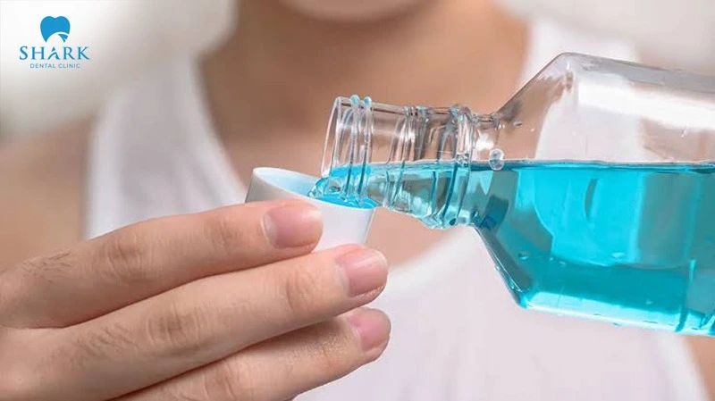 Rinsing with warm salt water can help ease the discomfort of a toothache