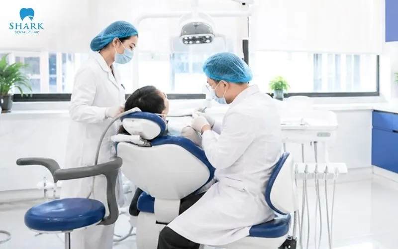 Shark Dental Clinic has a team of dentists with solid skills and strong expertise