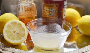 Mật ong, chanh và baking soda là “bộ tam” hữu ích trong việc tẩy lông nách