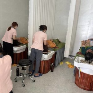 Phòng dịch vụ của H2 Beauty Relax Spa được trang bị đủ nội thất