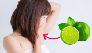 Sử dụng chanh có thể giúp làm mờ thâm nách hiệu quả