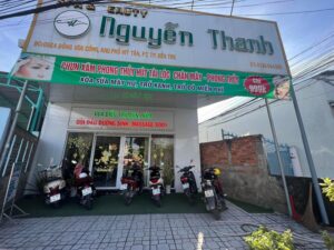 Spa Nguyễn Thanh cung cấp liệu trình Peel da sinh học giúp điều trị mụn hiệu quả