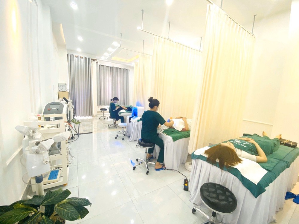 Liệu trình tắm trắng organic tại Anchee Clinic