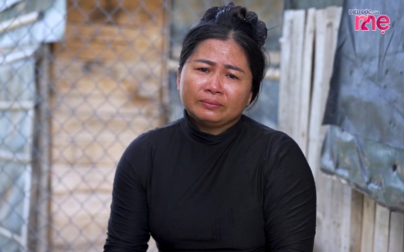 Chị Nguyễn Thị Phương Hồng xúc động chia sẻ những lời tận đáy lòng của mình