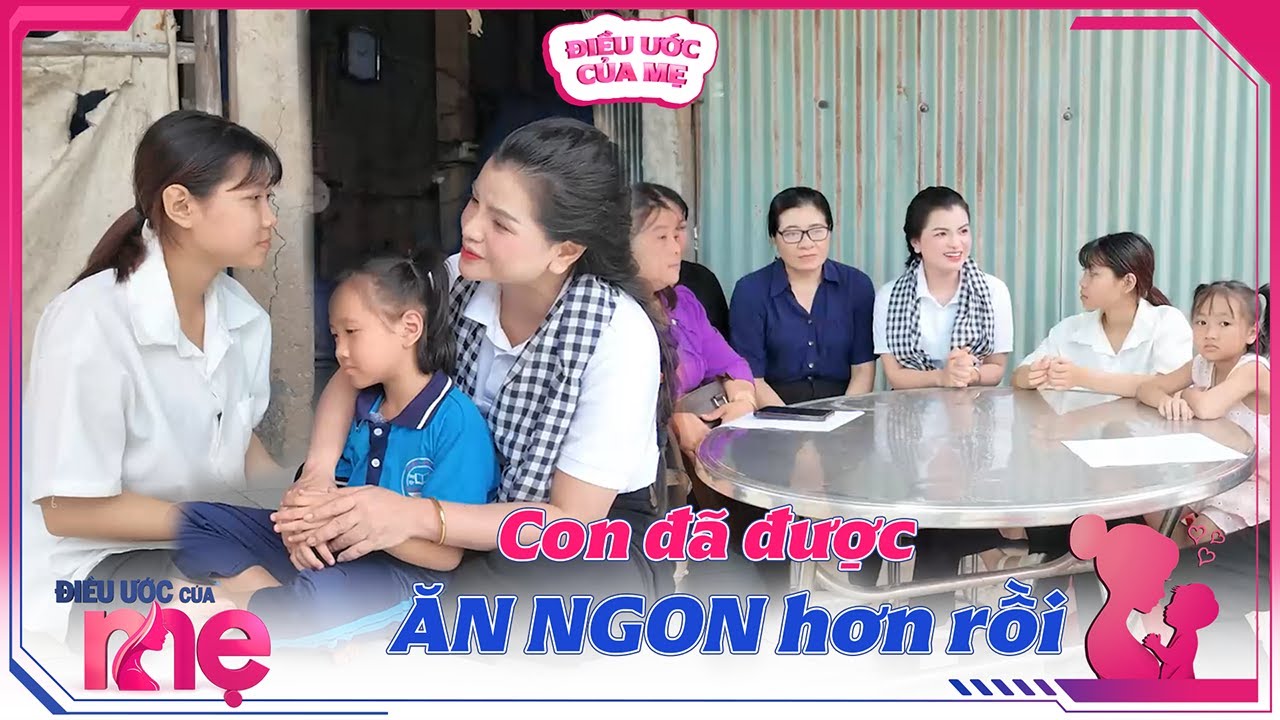 Yến Nhi nở nụ cười HẠNH PHÚC vì giờ đã có được bữa ăn đầy đủ để lo cho em gái