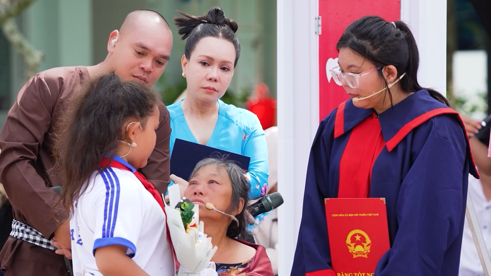 Ước dì Hoàng trở thành hiện thực, làm cả trường quay như vỡ òa, xúc động