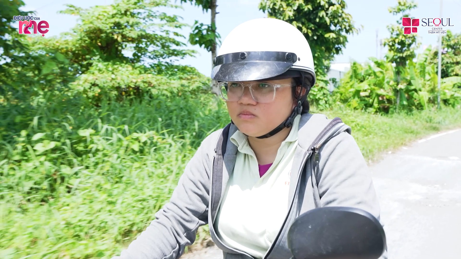 Thoa vừa là chị, vừa là mẹ, vừa là ba gánh vác nuôi gia đình