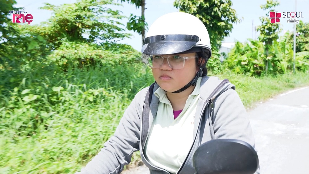 Chị Thoa - Cô gái trụ cột gia đình, luôn nỗ lực kiếm sống mỗi ngày để nuôi hai đứa em trai ăn học