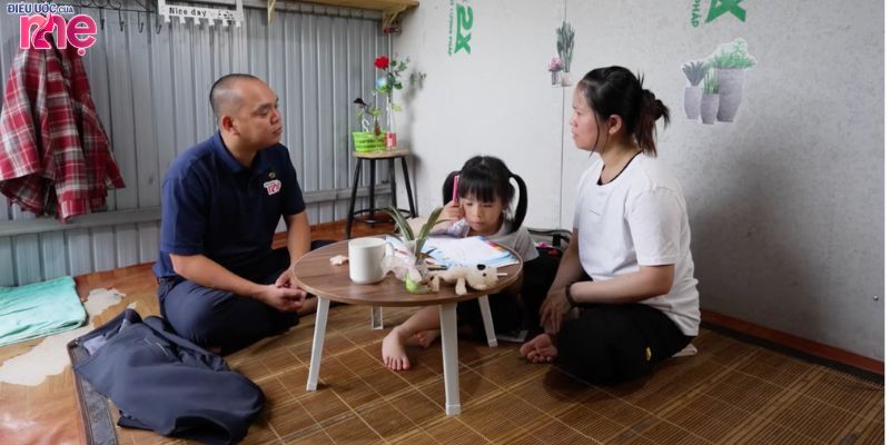 Trải qua nhiều đời chồng nhưng chị Hương vẫn tiếp tục gặp bi kịch, chị tiếp tục bị bạo hành 