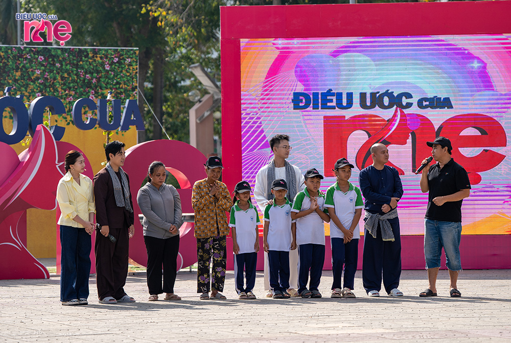 Nghệ sĩ Quyền Linh bất ngờ xuất hiện tại chương trình, chia sẻ những điều tích cực sẽ đến với hai gia đình