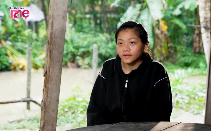 Bé Ngọc Thi bộc bạch chia sẻ những nỗi niềm của mình trước sự vất vả của mẹ