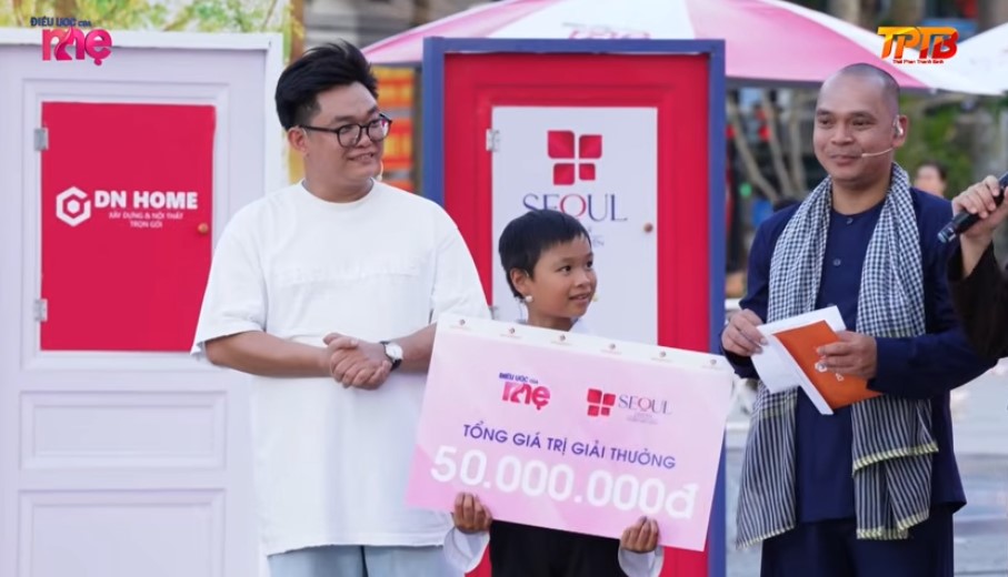 Gia đình bé Giàu nhận được phần thưởng lớn sau chương trình