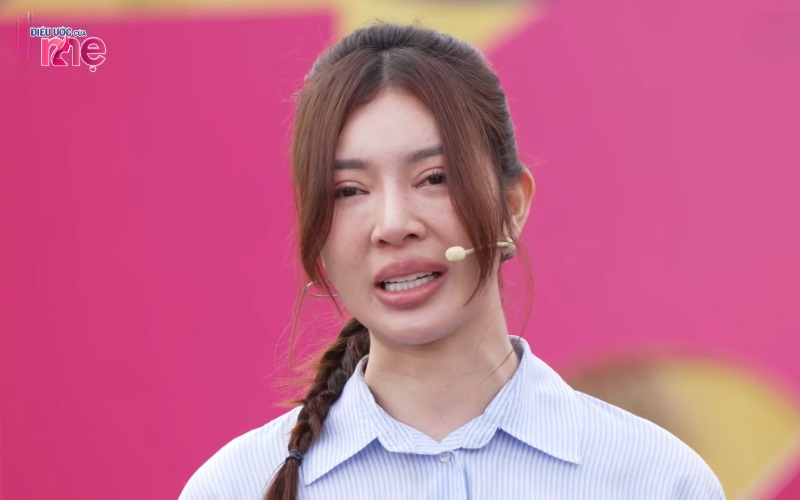 Bùi Lý Thiên Hương không kiềm được nước mắt mà nghẹn ngào bộc bạch