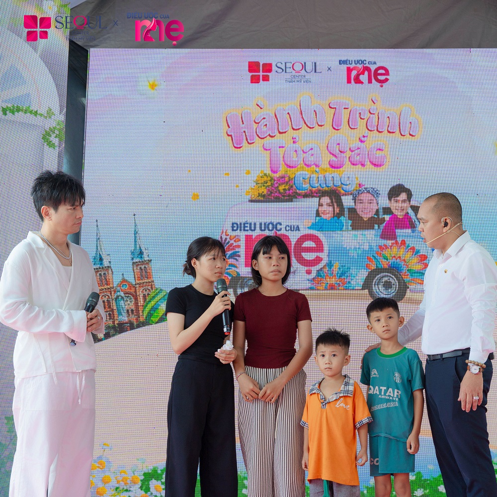 Những đứa con của chị Nhi khóc nức nở khi kể về hoàn cảnh gia đình