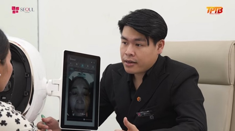 Trước khi sử dụng dịch vụ chị Banh được chuyên gia tư vấn kỹ càng tình trạng da và dịch vụ phù hợp với chị 