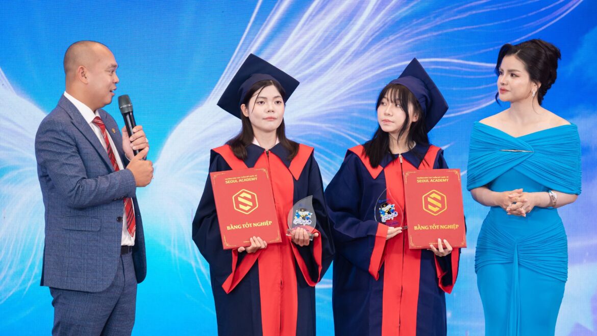 Những đứa trẻ của mùa 1 Điều Ước Của Mẹ mùa 1 quay trở lại chương trình và được nhận bằng tốt nghiệp tại buổi họp báo sau khi hoàn thành khóa học nghề Spa tại Seoul Academy
