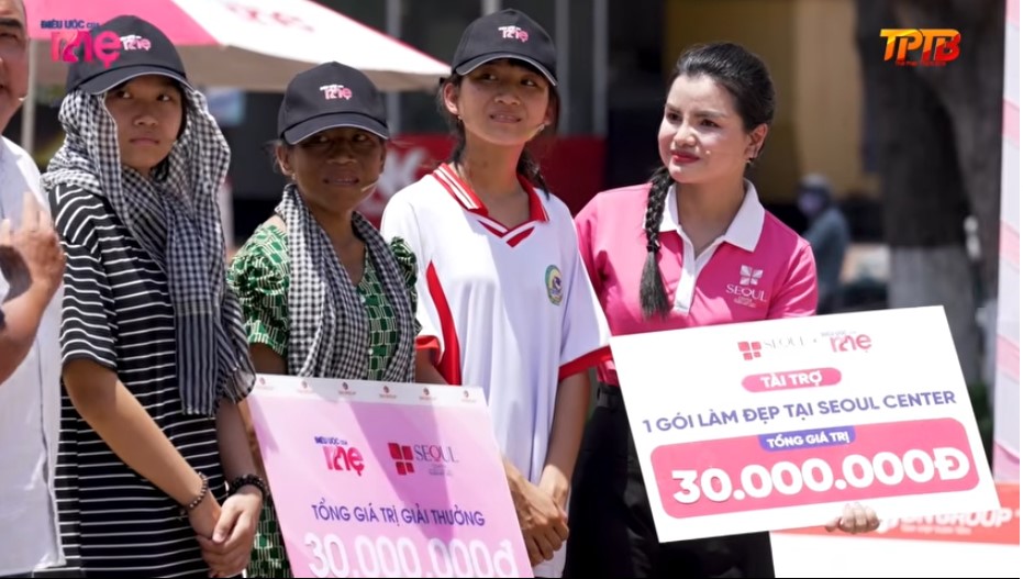 Sau các vòng chơi gia đình bé Như Ý nhận được phần thưởng 30 triệu từ chương trình, số tiền bán được nước mắm ở vòng 2 và đặc biệt bé còn được tặng 1 gói làm đẹp tại Seoul Center với giá 30 triệu