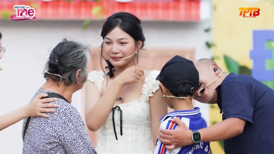 Bé Mỹ Siêng thay đổi diện mạo ngoại mụn, xinh xắn và rạng rỡ hơn sau khi được chăm sóc da tại chi nhánh Seoul Center