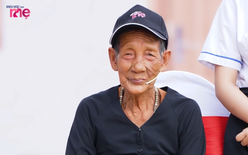 Bà luôn sống trong nghèo khó và cực nhọc, nên đối với bà chỉ có mất đi mới làm bà hạnh phúc