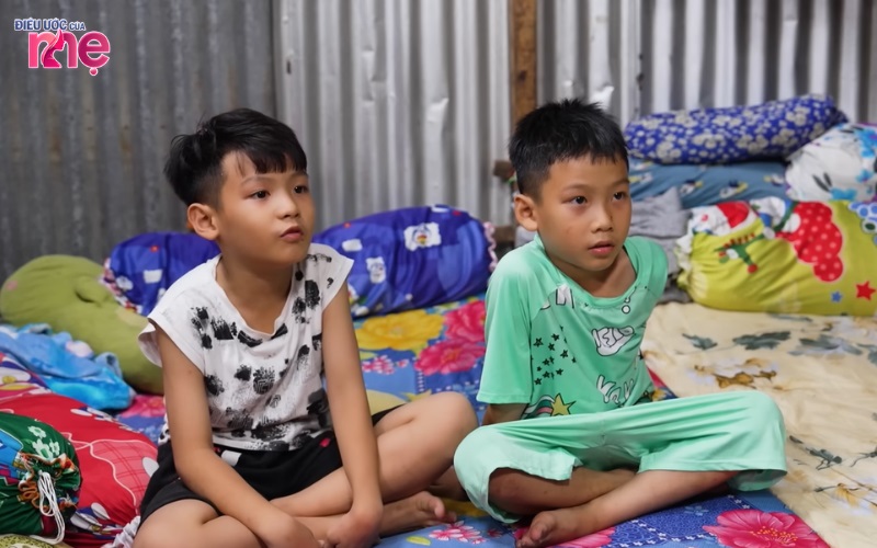Dù khó khăn, vất vả nhưng chị vẫn cưu mang hai đứa cháu không máu mủ ruột với mình