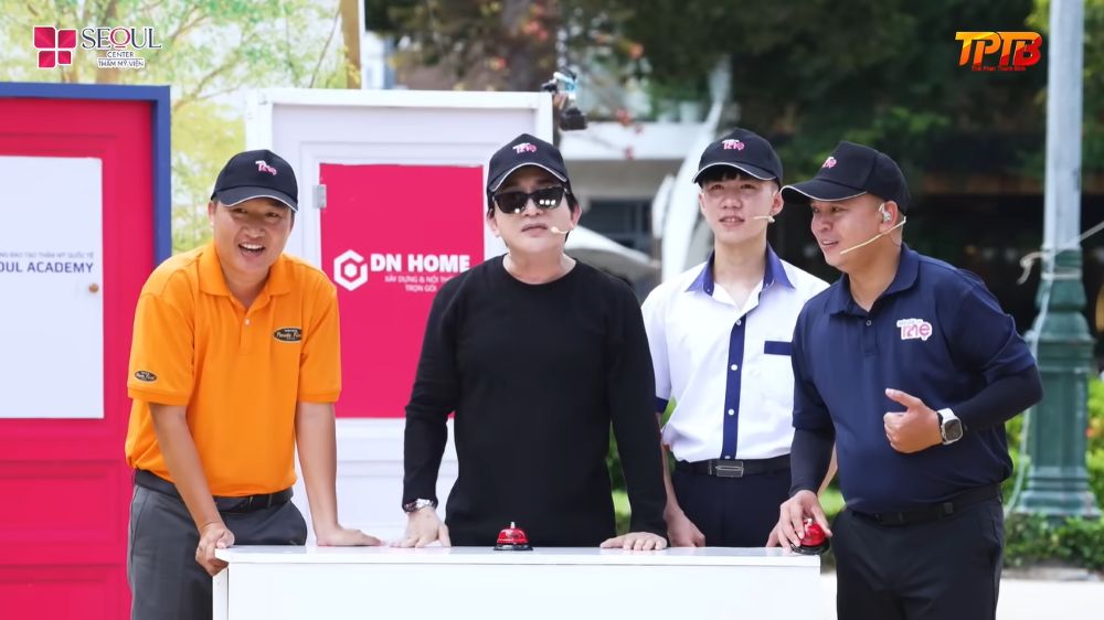 Kim Tử Long và Đại giành chiến thắng ở thử thách “Quà Hy Tế”, mang về 20 triệu đồng hỗ trợ gia đình.