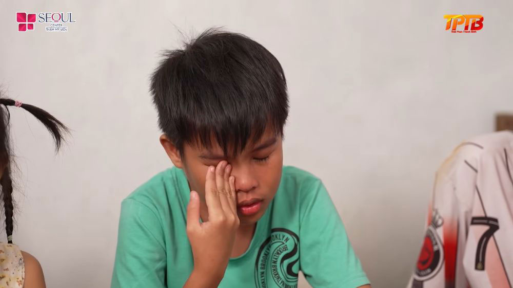Các thành viên gia đình chị Mộng Cầm đều mong cuộc sống bớt nhọc nhằn, có sức khỏe và đủ điều kiện để các con được ăn no, tiếp tục đến trường.