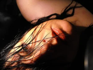 dark lips home remedy