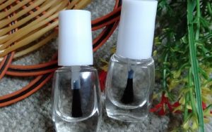 Sơn bóng móng tay gồm những thành phần hóa học nào?