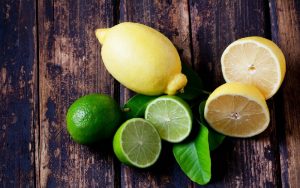 Cách làm trắng móng tay bằng chanh vô cùng đơn giản và phổ biến