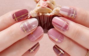 Các mẫu móng tròn đơn giản nhưng lại hấp dẫn