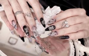 Những thiết kế nail vô cùng ấn tượng tại Dottii Beauty