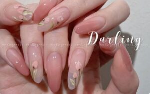 Gợi ý mẫu nail cô dâu nhẹ nhàng đẹp mắt