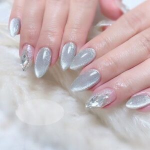 Bộ móng nhọn sơn mắt mèo cực xinh