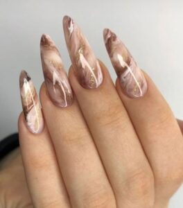 Bộ móng sang trọng rất được ưa chuộng