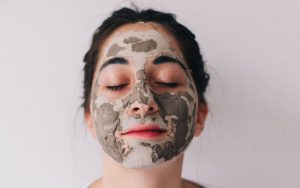 Mặt nạ đất sét đặc biệt phù hợp với da dầu