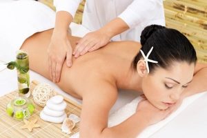 Nghề massage body đang được nhiều chị em yêu thích