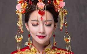 Nhiều cô nàng chọn phong cách trang điểm này trong hôn lễ của mình