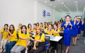 Đông đảo học viên lựa chọn theo học phun xăm thẩm mỹ tại Seoul Academy
