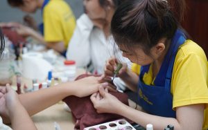 Trung tâm đào tạo cần cam kết trách nhiệm qua mẫu hợp đồng học nghề nail