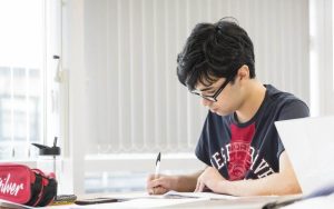 Tập trung xem xét các trường có tuyển sinh bằng xét học bạ