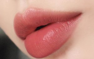 Màu hồng đất mang vẻ đẹp mềm mại và dịu dàng