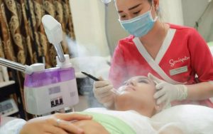 Thu nhập ngành spa không giống như những ngành khác, nó không chỉ bao gồm lương cứng và thưởng mà còn mức lương hấp dẫn hơn.