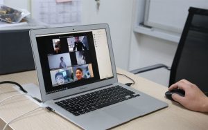 Khóa học phun xăm online mang lại nhiều bất cập cho học viên