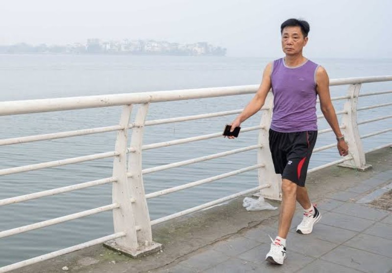 Đi bộ khi suy tĩnh mạch chân: Hướng dẫn an toàn