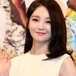 Má lúm đồng tiền đẹp tự nhiên không cần phẫu thuật