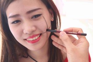 Cách trang điểm tạo má lúm đồng tiền hiệu quả