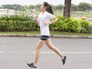 Làm thế nào để quay lại tập thể dục an toàn?