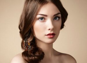 Hạ gò má có thực sự làm khuôn mặt nhỏ hơn không